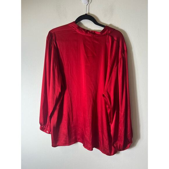 Chico's Red Long Sleeve V-Neck Tunic Sz 4 - Picture 2 of 3